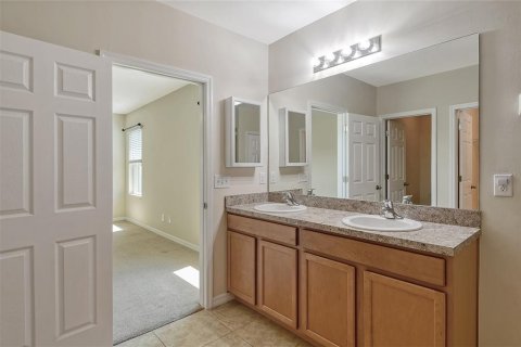 House in Venice, Florida 3 bedrooms, 162.39 sq.m. № 1651607 - photo 17
