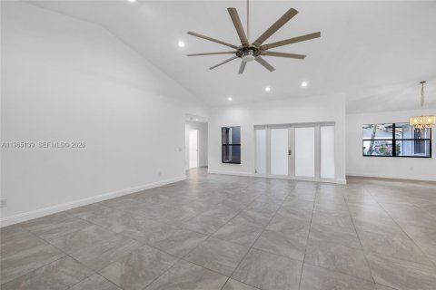 House in Coral Springs, Florida 4 bedrooms, 267.09 sq.m. № 2026476 - photo 7