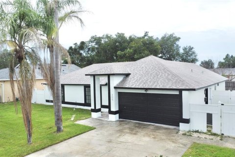 Villa ou maison à Kissimmee, Floride 4 chambres, 159.05 m2 № 2285556