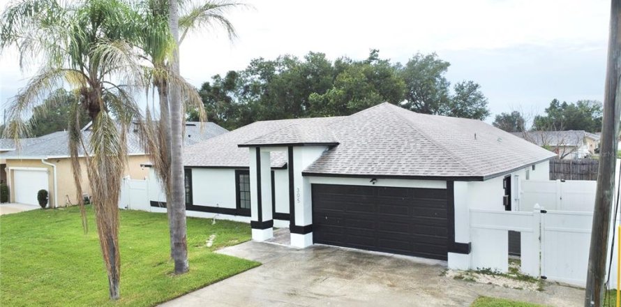 Casa en Kissimmee, Florida 4 dormitorios, 159.05 m2 № 2285556