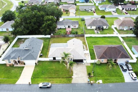 Casa en venta en Kissimmee, Florida, 4 dormitorios, 159.05 m2 № 2285556 - foto 17