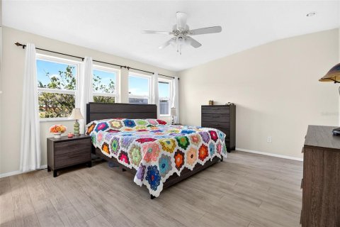House in Port Charlotte, Florida 3 bedrooms, 149.76 sq.m. № 2229342 - photo 17