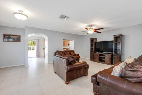Touwnhouse à vendre à West Palm Beach, Floride: 3 chambres, 156.91 m2 № 2392799 - photo 10