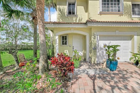 Touwnhouse à vendre à West Palm Beach, Floride: 3 chambres, 156.91 m2 № 2392799 - photo 4
