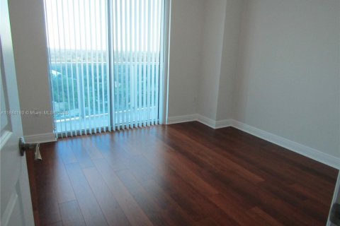 Снять в аренду кондоминиум в Санрайз, Флорида 2 спальни, 118.08м2, № 1931118 - фото 15