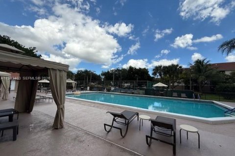 Condominio en venta en Plantation, Florida, 1 dormitorio, 74.88 m2 № 2089733 - foto 14