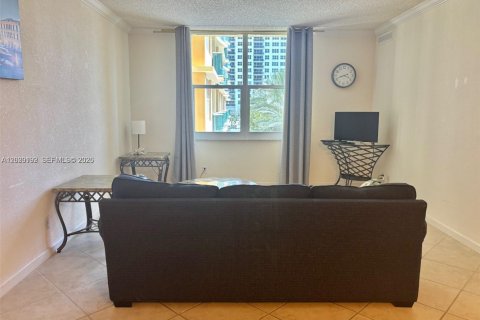 Copropriété à louer à Hollywood, Floride: 1 chambre, 77.57 m2 № 2251069 - photo 5