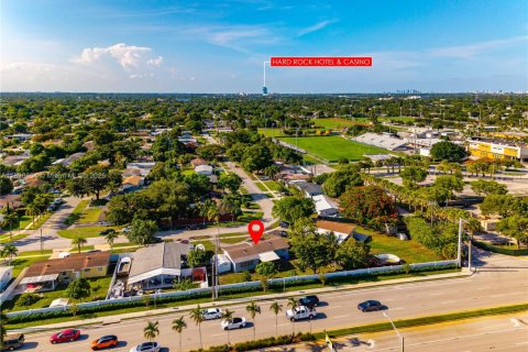 Casa en venta en Hollywood, Florida, 3 dormitorios, 125.98 m2 № 1823421 - foto 22
