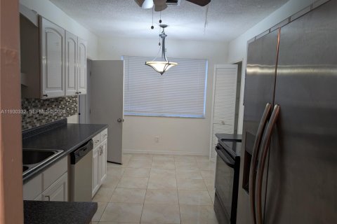 Casa en Lauderdale Lakes, Florida 2 dormitorios № 2054222
