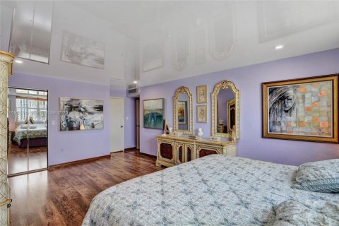 Copropriété à louer à Hallandale Beach, Floride: 2 chambres, 126.35 m2 № 1892471 - photo 15