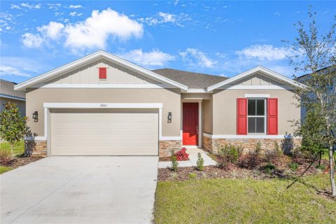 House in Eagle Lake, Florida 4 bedrooms, 192.31 sq.m. № 1288485 - photo 9