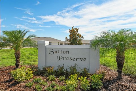 House in Eagle Lake, Florida 4 bedrooms, 192.31 sq.m. № 1288485 - photo 8