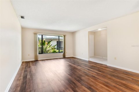 Condo in Sarasota, Florida, 3 bedrooms  № 1873946 - photo 12