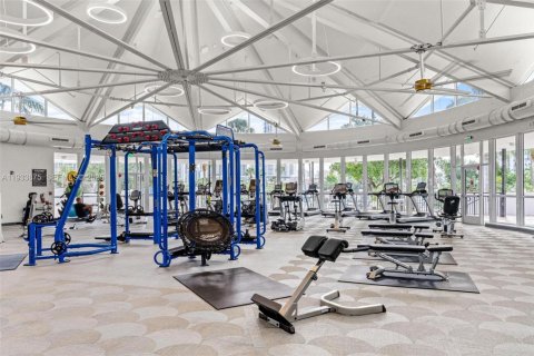 Condo in Hallandale Beach, Florida, 3 bedrooms  № 1992144 - photo 28