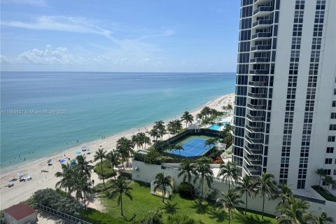 Copropriété à vendre à Sunny Isles Beach, Floride: 39.02 m2 № 2021286 - photo 2