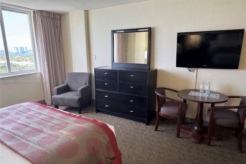 Copropriété à vendre à Sunny Isles Beach, Floride: 39.02 m2 № 2021286 - photo 12