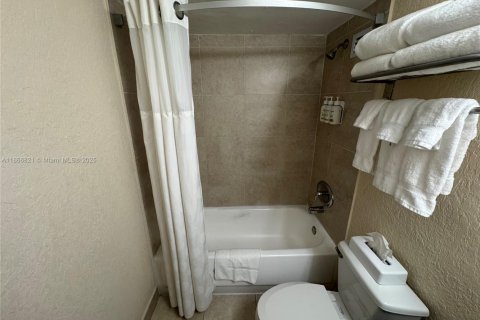 Copropriété à vendre à Sunny Isles Beach, Floride: 39.02 m2 № 2021286 - photo 14