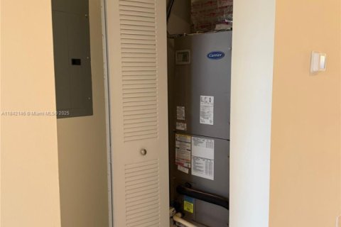 Copropriété à louer à Doral, Floride: 2 chambres № 1834501 - photo 25