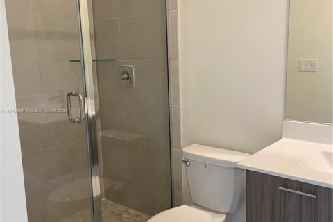 Condo in Doral, Florida, 2 bedrooms  № 1834501 - photo 14