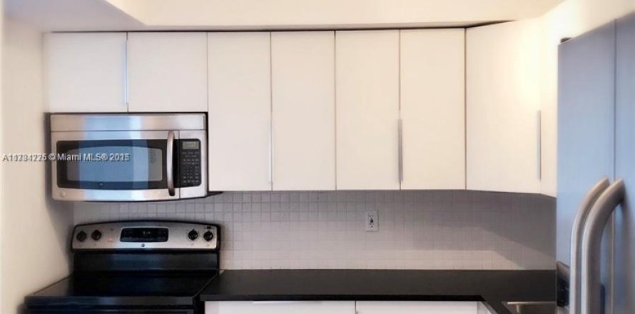 Condo à Hallandale Beach, Floride, 2 chambres  № 1635514