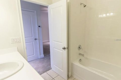 Adosado en alquiler en Sarasota, Florida, 3 dormitorios, 170.66 m2 № 1808682 - foto 13