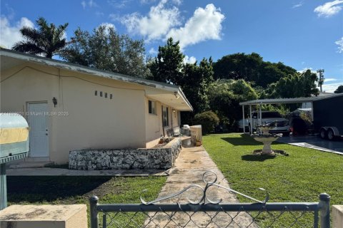 Villa ou maison à Miami, Floride 3 chambres, 134.71 m2 № 2039411