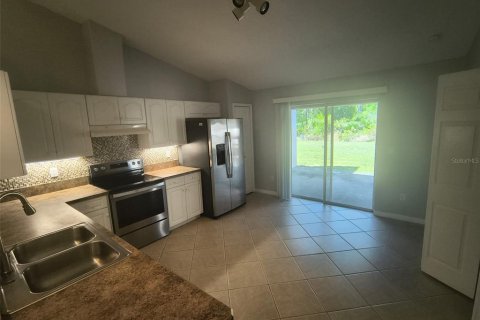Appartement à louer à Palm Coast, Floride: 3 chambres, 127.83 m2 № 2402979 - photo 4