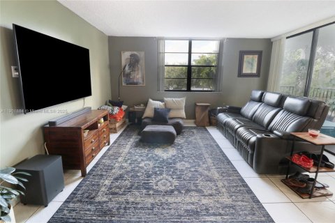 Copropriété à vendre à Tamarac, Floride: 2 chambres, 95.69 m2 № 1951842 - photo 5