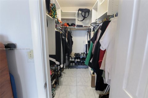 Copropriété à vendre à Tamarac, Floride: 2 chambres, 95.69 m2 № 1951842 - photo 19