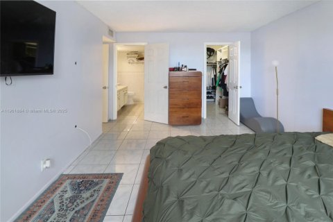 Copropriété à vendre à Tamarac, Floride: 2 chambres, 95.69 m2 № 1951842 - photo 13