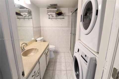 Copropriété à vendre à Tamarac, Floride: 2 chambres, 95.69 m2 № 1951842 - photo 16