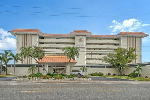 Condo in Venice, Florida, 2 bedrooms  № 2290509