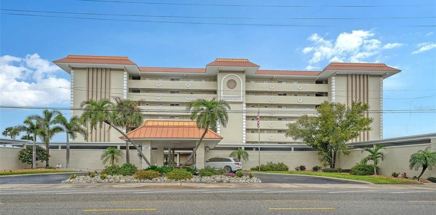 Condo in Venice, Florida, 2 bedrooms  № 2290509