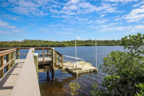 Touwnhouse à louer à Placida, Floride: 3 chambres, 222.04 m2 № 1690242 - photo 5