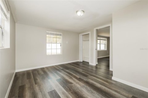 Villa ou maison à vendre à Saint Petersburg, Floride: 4 chambres, 178.47 m2 № 2114878 - photo 8