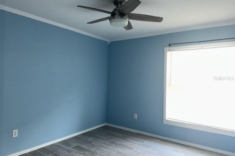 House in Odessa, Florida 3 bedrooms, 137.68 sq.m. № 2376734 - photo 11