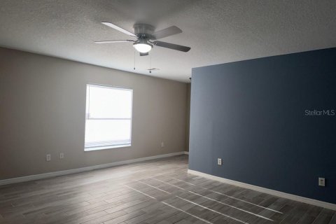 House in Odessa, Florida 3 bedrooms, 137.68 sq.m. № 2376734 - photo 9