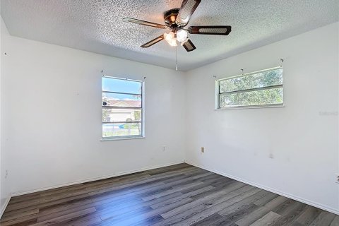 House in Lakeland, Florida 2 bedrooms, 91.51 sq.m. № 1873808 - photo 16