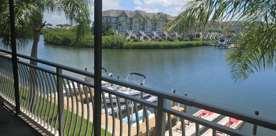 Condo in Tampa, Florida, 2 bedrooms  № 2096076