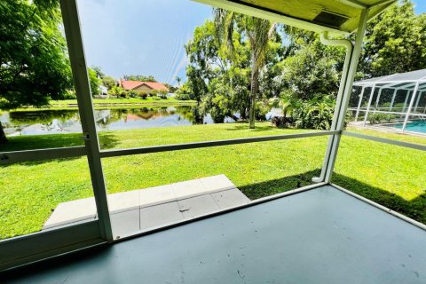 House in Wellington, Florida 3 bedrooms, 167.22 sq.m. № 2247854 - photo 17