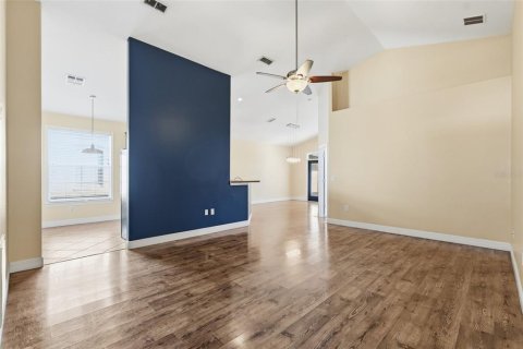Villa ou maison à vendre à Zephyrhills, Floride: 3 chambres, 151.62 m2 № 2092915 - photo 11