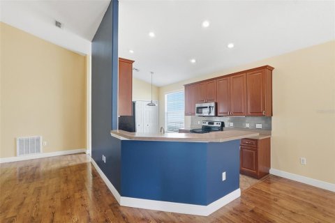 Villa ou maison à vendre à Zephyrhills, Floride: 3 chambres, 151.62 m2 № 2092915 - photo 16
