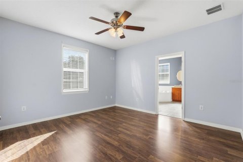 Villa ou maison à vendre à Zephyrhills, Floride: 3 chambres, 151.62 m2 № 2092915 - photo 26