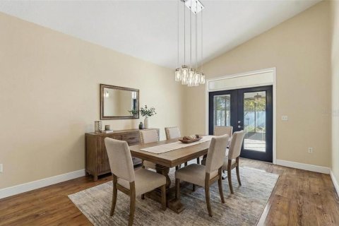 Villa ou maison à vendre à Zephyrhills, Floride: 3 chambres, 151.62 m2 № 2092915 - photo 13