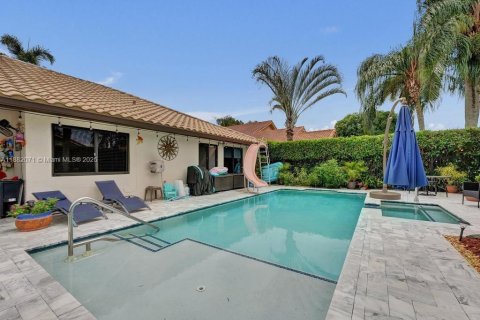 Купить виллу или дом в Дейви, Флорида 4 спальни, 209.4м2, № 1931756 - фото 5