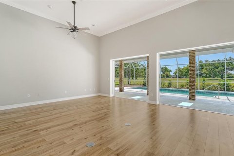 House in Sarasota, Florida 4 bedrooms, 243.68 sq.m. № 2210990 - photo 17