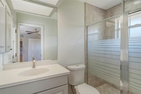 House in Sarasota, Florida 4 bedrooms, 243.68 sq.m. № 2210990 - photo 25