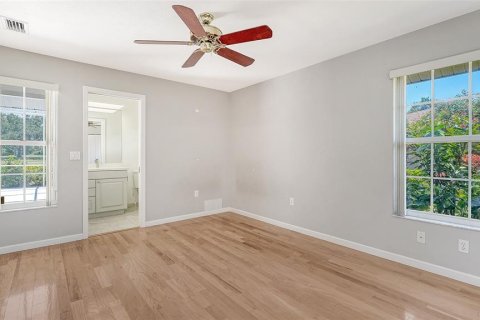 House in Sarasota, Florida 4 bedrooms, 243.68 sq.m. № 2210990 - photo 24