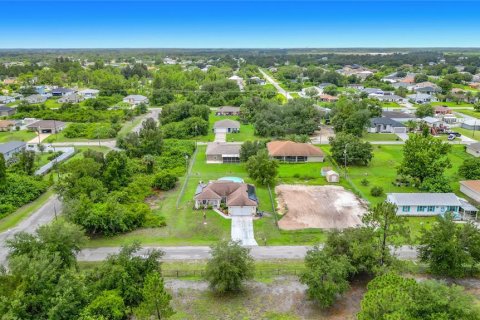 Casa en venta en Lehigh Acres, Florida, 3 dormitorios, 130.81 m2 № 2218852 - foto 9