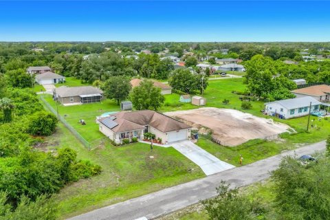 Casa en venta en Lehigh Acres, Florida, 3 dormitorios, 130.81 m2 № 2218852 - foto 10